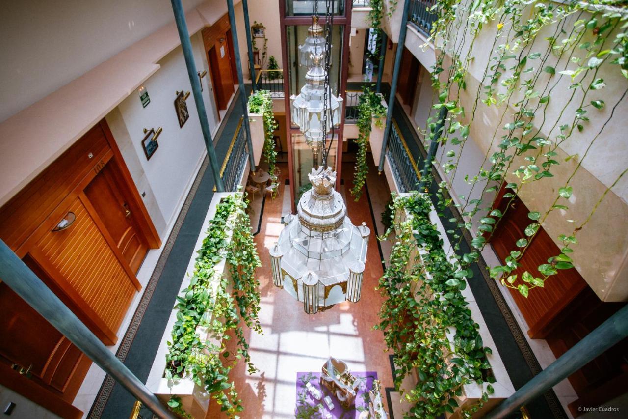 Hotel Avenida Беас-де-Сегура Экстерьер фото