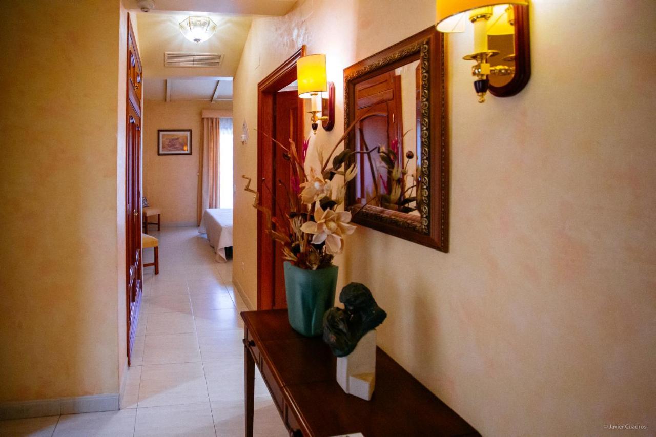 Hotel Avenida Беас-де-Сегура Экстерьер фото