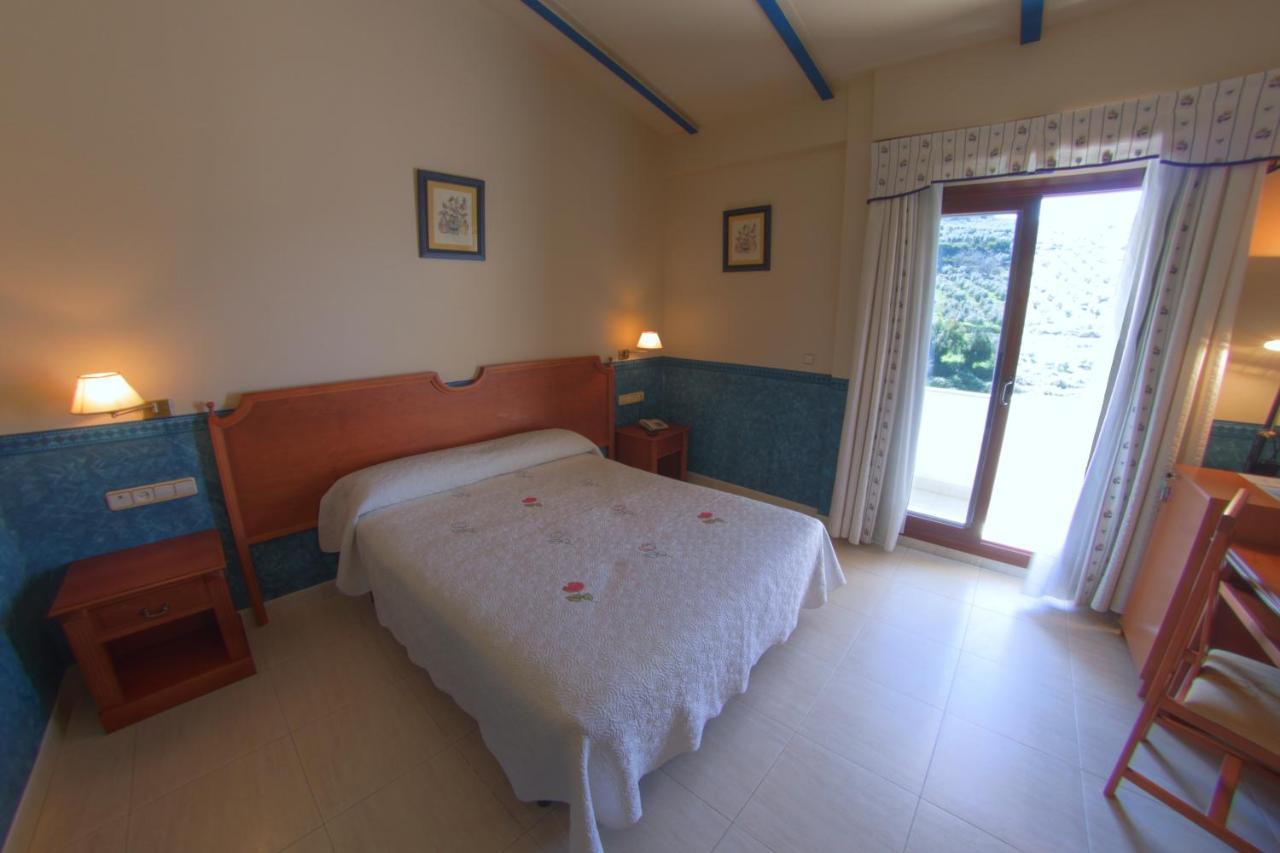 Hotel Avenida Беас-де-Сегура Номер фото