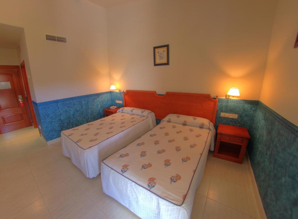 Hotel Avenida Беас-де-Сегура Номер фото